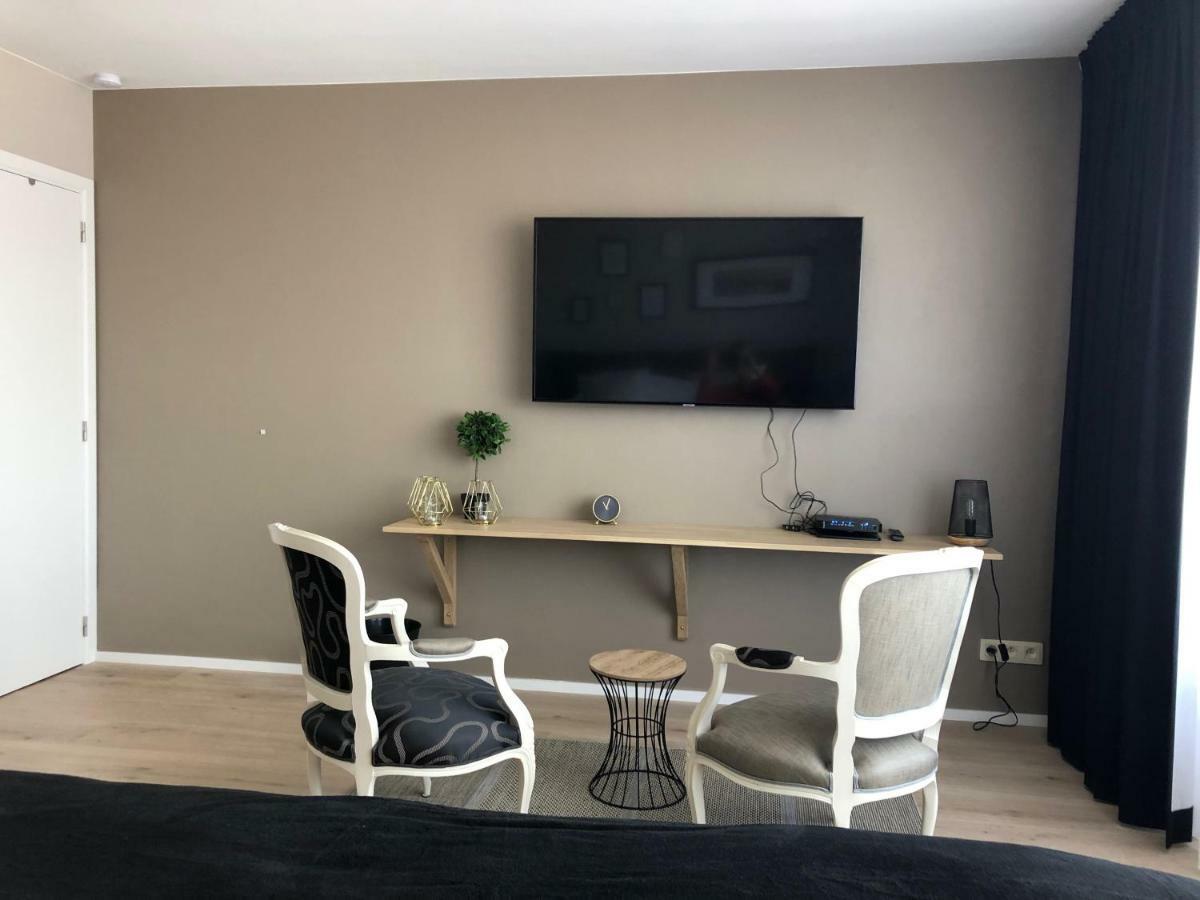 V Carre Apartment Юи Екстериор снимка